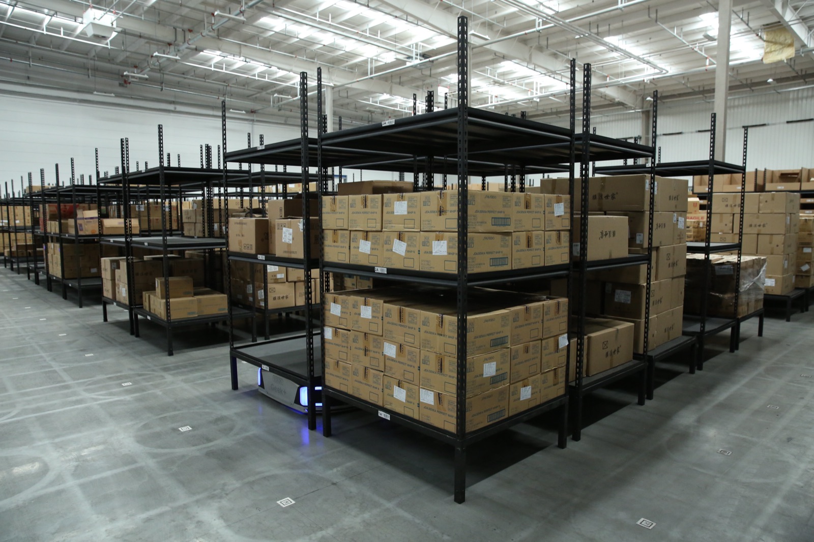 AGV and AMR compatible racking